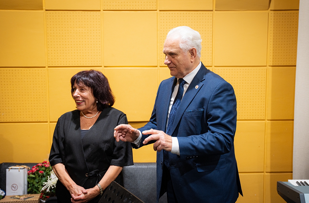 Jakobsonam 90 Gunars Jakobsons Sandra Glāzupa