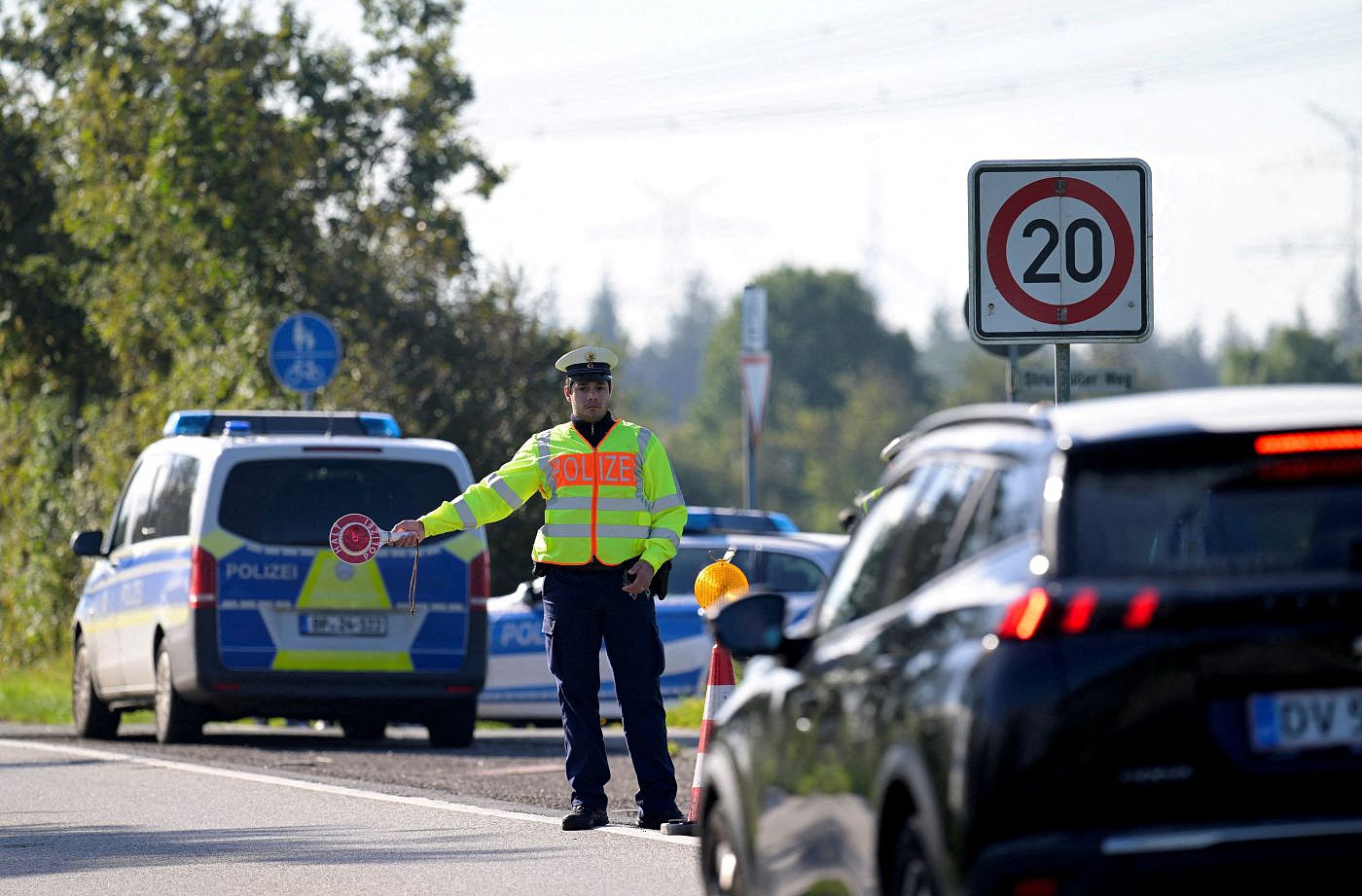 Otrais atentāta mēģinājums pret Trampu. Vācija atjauno robežkontroli