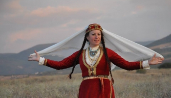 Армянский тараз: хобби и стиль жизни