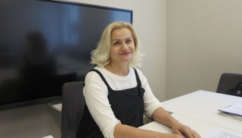 Латвійська вчителька та українська учениця про День державної мови Латвії