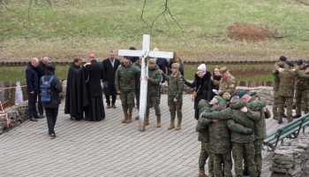 Liecības par Dieva spēka, Dieva brīnuma klātbūtni savā dzīvē