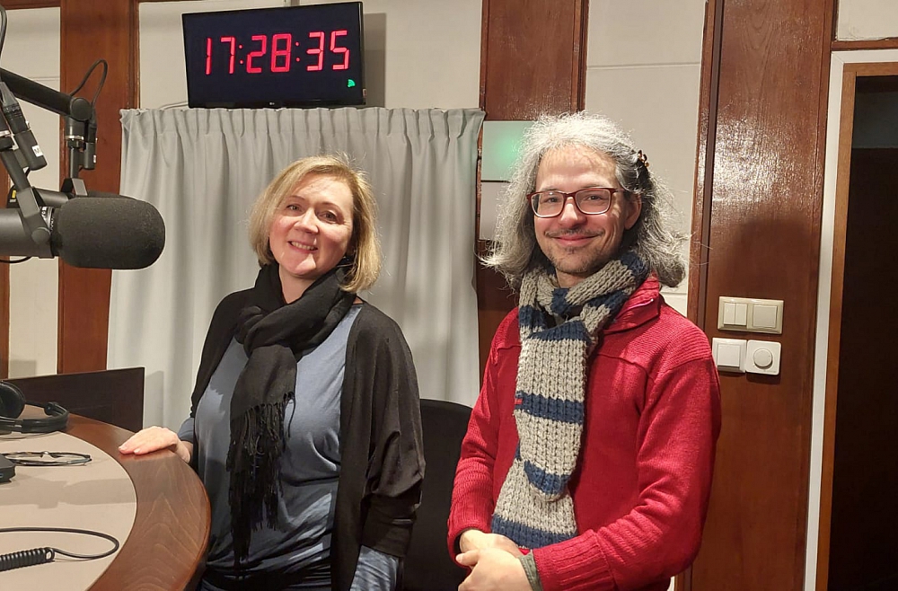 Removal of kidney stones and the art of improvisation.  Conversation with Ieva Nīmani and Roberta de Bre / LR3 / / Latvijas Radio