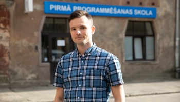 "Pirmās programmēšanas skolas” dibinātājs Raivis Ieviņš