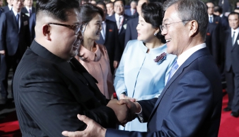 Kims Čenuns pēc tikšanās ar Dienvidkorejas prezidentu gatavs atteikties no kodolprogrammas