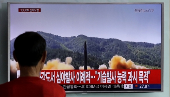 Ziemeļkoreja izmēģina vēl vienu starpkontinentālo raķeti; izsaka draudus ASV