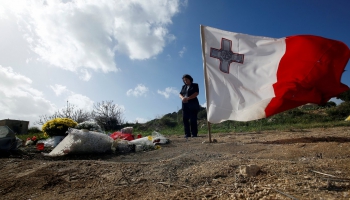 Mediji aicina Maltas žurnālistes slepkavību izmeklēt ES līmenī