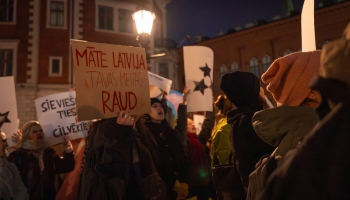 Tiešraide. Protesta mītiņš pret izstāšanos no Stambulas konvencijas