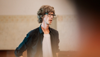 Ilgas pēc vienkāršākiem laikiem. Saruna ar komponistu Edgaru Mākenu