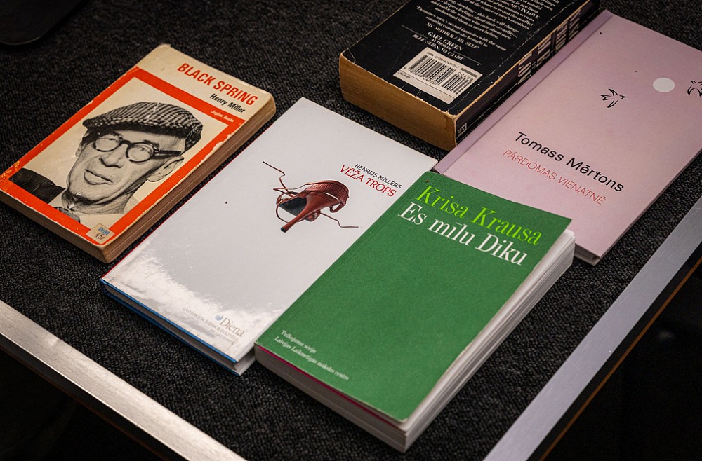 grāmatu stāsti valentīndiena valentīna diena erotika mīlestība