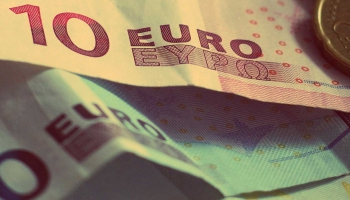 Vidējā alga "uz papīra" Latvijā pārsniegusi 1000 eiro robežu