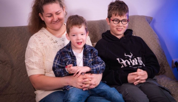 Abiem brāļiem lielākais izaicinājums ir kustība. Grinduļu ģimenes stāsts