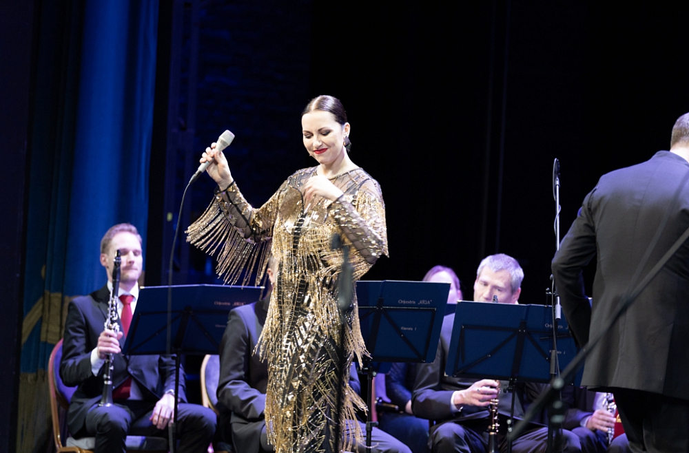 Aija Vītoliņa un orķestris 