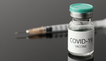 Павлютс: для ощутимых послаблений для вакцинированных еще необходимо вакцинировать многих