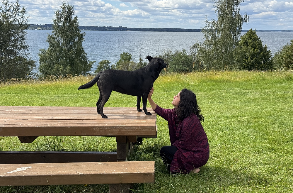 Jānis Dreļs, Melanie Rikeros, Rāzna, dzīve laukos