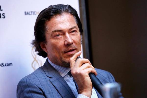 Gadsimts ar savu valsti