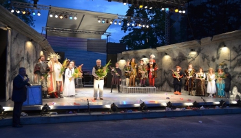 Bārddzinis, virtuozs un fon Trapu ģimenes raibie piedzīvojumi Jēkabpils Operas dienās