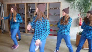 Vērienīgākais laikmetīgās dejas notikums Latvijā - festivāls "Laiks dejot"