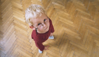 Daugavpils novadā piešķir pabalstus bērnu brillēm un breketēm trūcīgajās ģimenēs