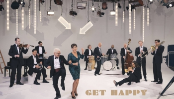 Amerikāņu grupa, kas manīta arī Rīgā. "Pink Martini" albumā "Get Happy" (2013)