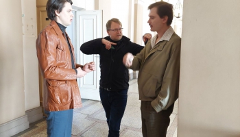 Staņislavs Tokalovs un Juris Kursietis kopīgi veido daudzsēriju filmu "Padomju džinsi"