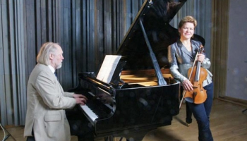 Altiste Andra Dārziņa un pianists Ventis Zilberts par koncertu Latvijas Radio I studijā