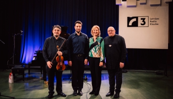 Vijolnieka Georga Sarkisjana un pianista Georga Kjurdiana koncerts tiešraidē no Latvijas Radio 1. studijas