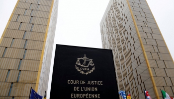ES Tiesa: Arī viendzimuma laulātajam no trešās valsts ir tiesības dzīvot ES