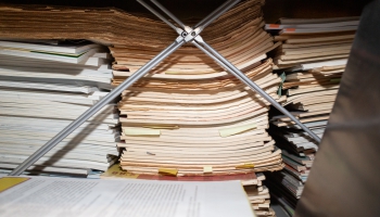 Atmiņa, arhīvi un nenoteiktība Baltijas reģionā. Saruna ar kuratori Andru Silapēteri