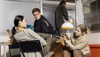 Neatkarīgie teātri iestudējumos aplūko sabiedrībai aktuālas tēmas
