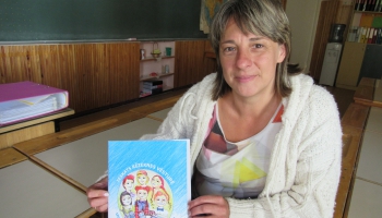 Skolotāja izveido krāsojamo grāmatu bērniem „Ieskats Rēzeknes vēsturē”