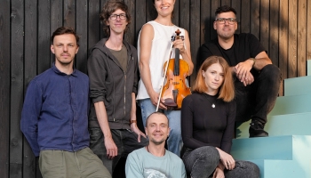 NABA Top 10LV/25 jaunumi: Anja Huwe, Jaunība, Squid u.c.