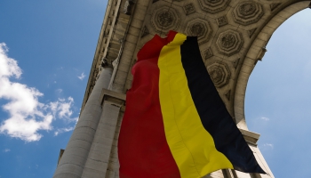 Beļģijas premjerministrs Šarls Mišels paziņo par atkāpšanos no amata