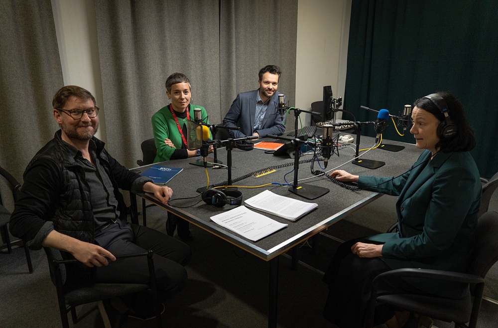 Kristians Bezeidenhauts, Anna Denisa, Fēlikss Švandke un Inta Zēgnere