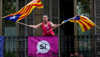 Katalonijā pirms referenduma ielās iziet neatkarības atbalstītāji un pretinieki