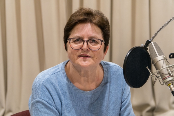 Selection of poems and concert program – gifts to Māra Zālīte on her anniversary / LR1 / / Latvijas Radio