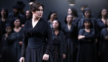 Marina Rebeka Džuzepes Verdi operā "Sicīliešu vespere" Milānas opernamā "La Scala" 