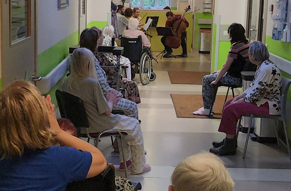 hospiss mana mūzika