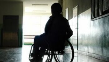 Asistentu pakalpojumi invalīdiem