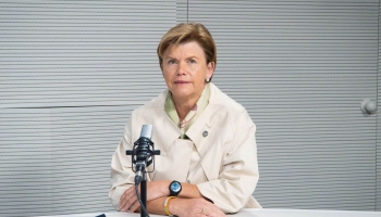 Krustpunktā izvaicājam ārlietu ministri Baibu Braži