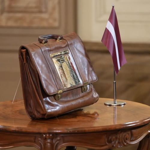 Politiķi kā vienu no valsts budžeta galvenajiem trūkumiem sauc nepietiekamu caurredzamību