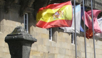 Spānijā parlaments uzticības balsojumā lems, vai ļaut valdību veidot sociālistiem