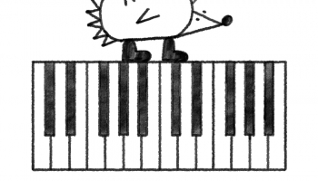 Ezītis spēlē klavieres