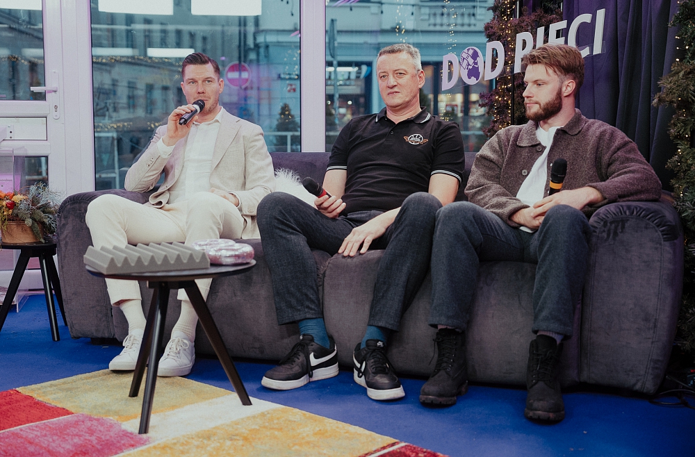 Dairis Bertāns, Arnis Vecvagars, Mikus Zupiņš, dod pieci