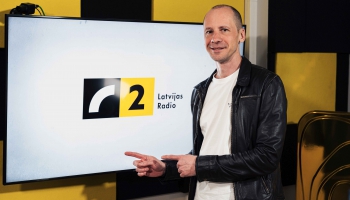 Kaspars Mauriņš LR2 klausās dušā