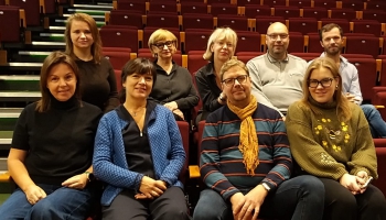 Spogulis spogulī. Mūziku izvēlas Latvijas Nacionālās operas orķestra čellu grupas dāmas