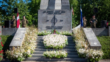 Cēsīs un Rīgā atzīmē Varoņu piemiņas dienu