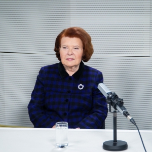 Krustpunktā Lielā intervija: Vaira Vīķe-Freiberga, Valsts prezidente (1999–2007)