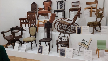 Krēslus un sēdēšanas kultūru varēs iepazīst izstādē Rīgas vēstures un kuģniecības muzejā