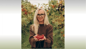 "Mazburku" saimniece Gunta Niedra - no skolotājas par bioloģisko vīnogu audzētāju