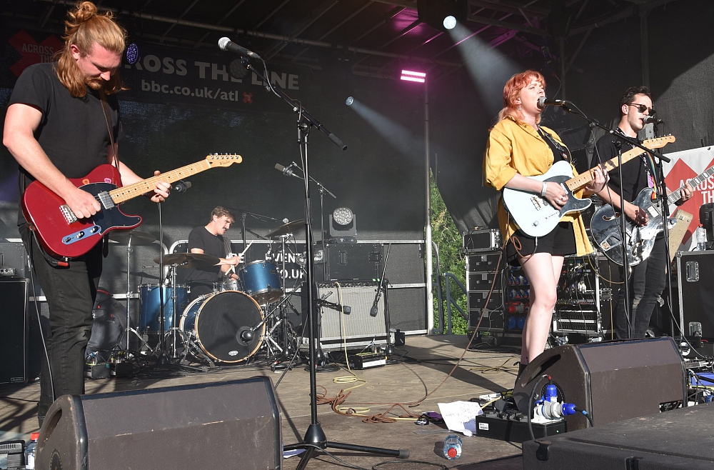 īrija dievišķās balsis